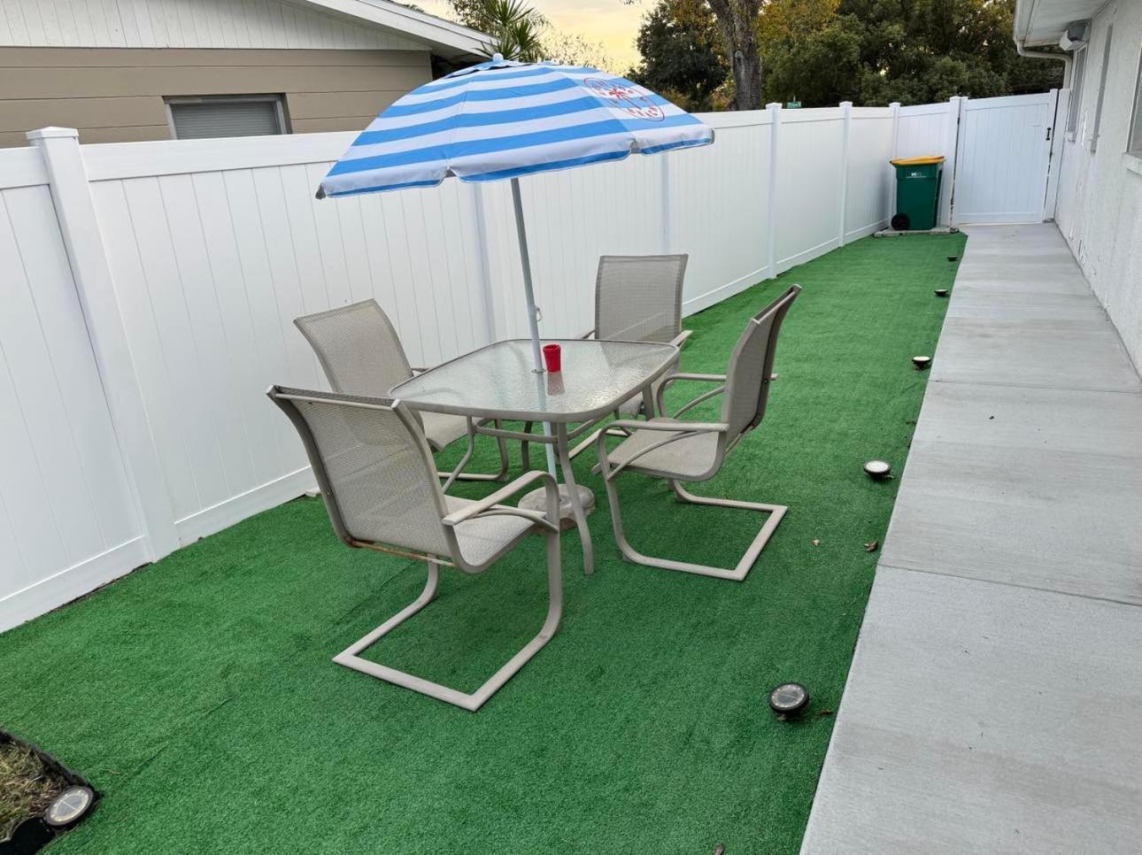 Cozy Private Studio W/Own Yard - 3Mi From Beach Seminole Exterior foto