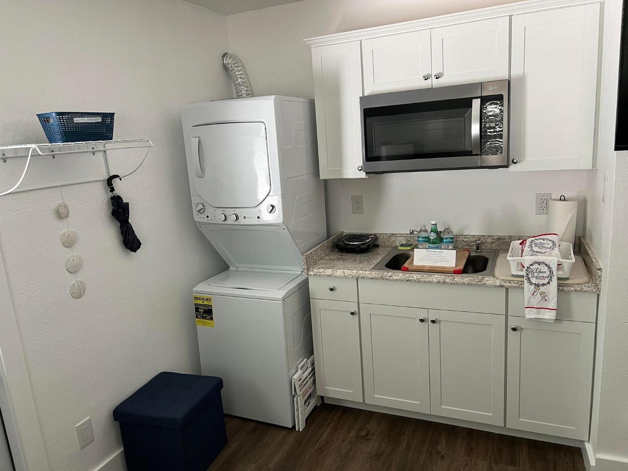 Cozy Private Studio W/Own Yard - 3Mi From Beach Seminole Exterior foto